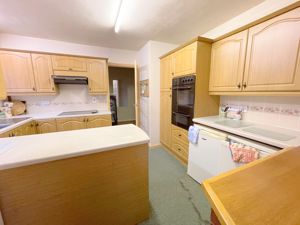 CHESTNUT ROAD- click for photo gallery